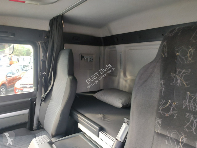 Lastbil MAN TGA 26.400 Autocysterna z...