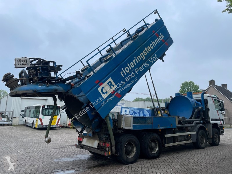 Camião Mercedes ACTROS 4140 8X4 EURO 3 / VACUUM