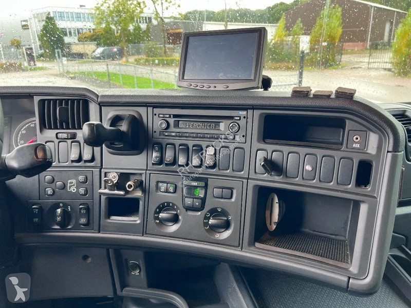 Camion Scania 490 8X2 EUO 6 + EFFE 1750/4S + EMOTE