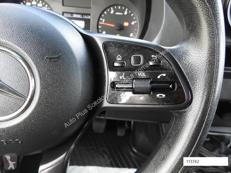 Véhicule utilitaire Mercedes SPRINTER 516...