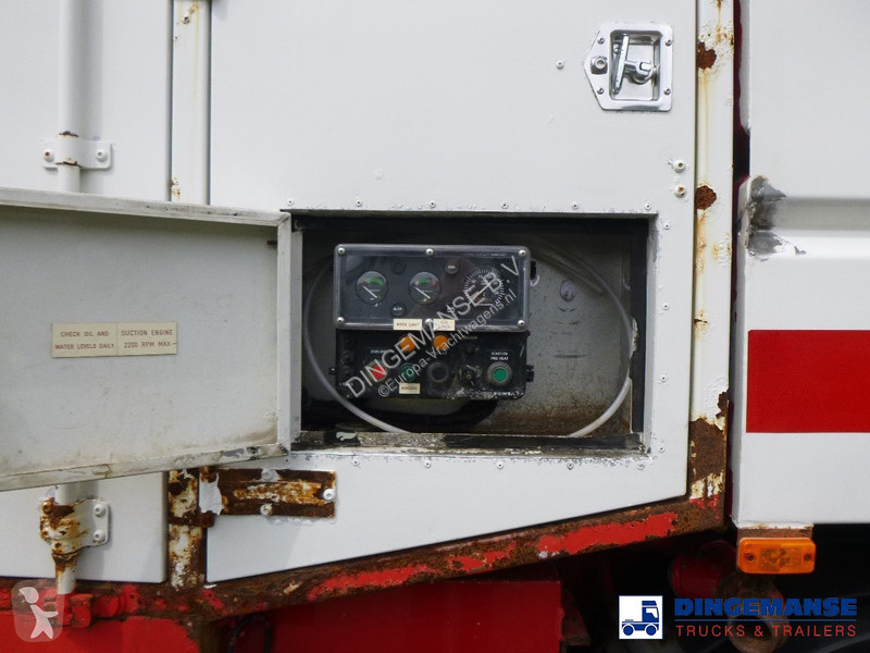 Lastbil Volvo FM 9 6X4 RHD Eurovac 1200 vacuum...