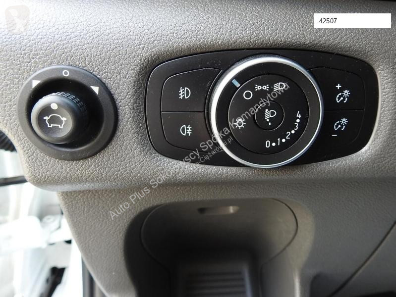 Autoutilitară Ford TRANSIT CHŁODNIA KONTENER...