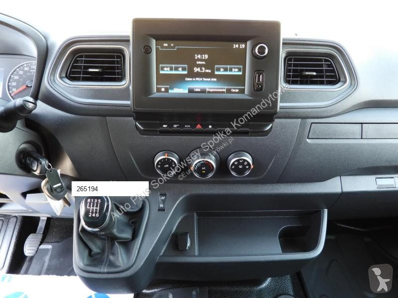 Camion Renault MASTER  KONTENER WINDA 8 PALET...