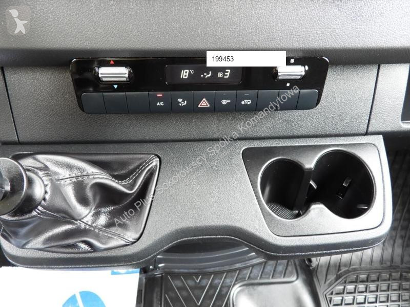 Autoutilitară Mercedes SPRINTER 315 SKRZYNIA 8...