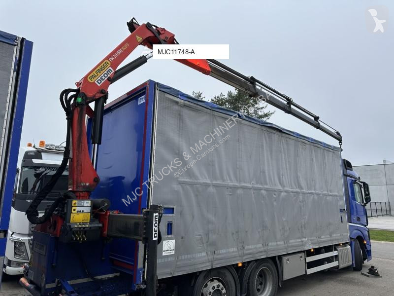 Vrachtwagen met aanhanger Mercedes PK19.001 SLD C