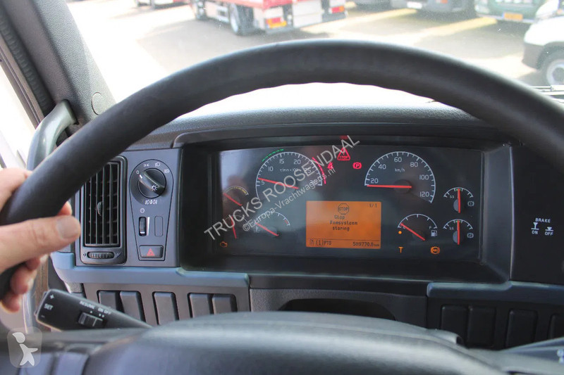 Camión Volvo 12440 +6X4+ HIAB 166E3 PRO + EURO...
