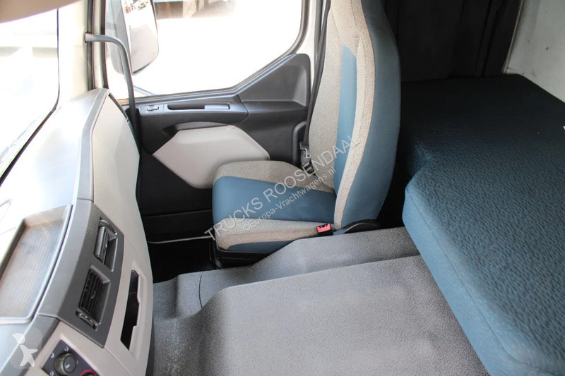 Vrachtwagen Volvo 280 + 19 T + LIFT + EURO 6 +...