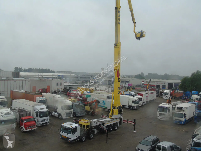 Kamion Mercedes 4148 + 84 meters + 10x4