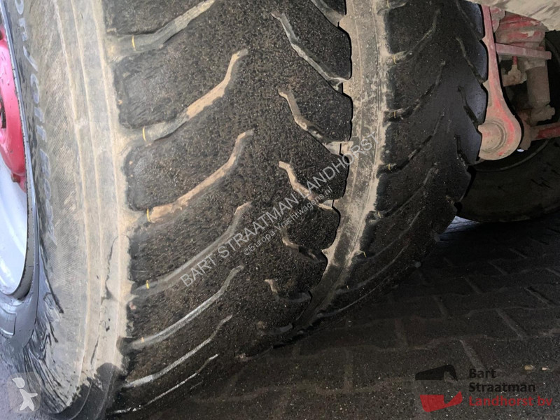 Kamion Mercedes 4142 8x8 Euro 6 Met 2 zijden...