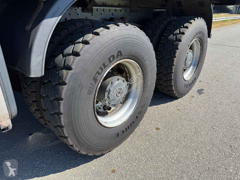 Vrachtwagen Mercedes ACTROS 4851 V8 8x8 tipper