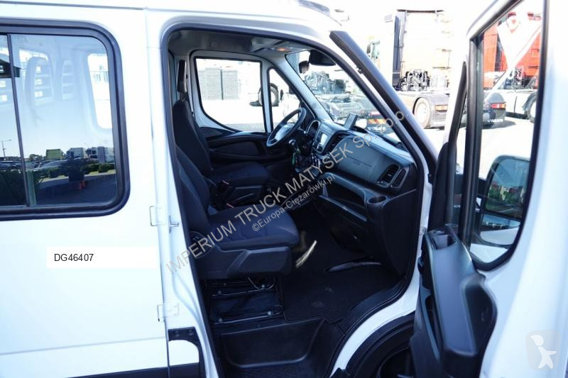 Autoutilitară Iveco DAILY 35C16D / 2,3 D /...