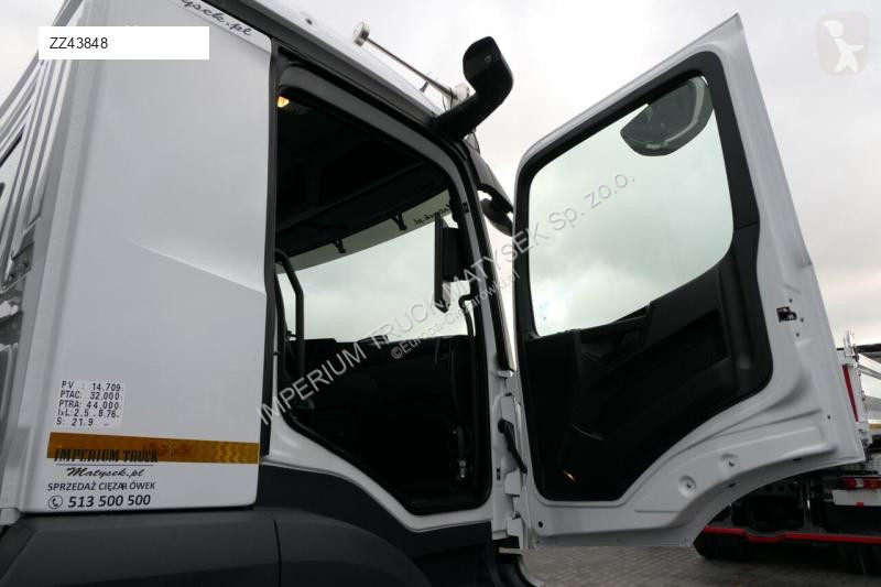 Camion Mercedes AROCS 3246