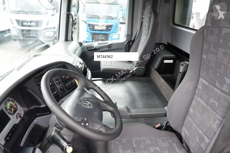 Camião Mercedes ACTROS 3336