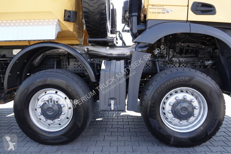 Camion Mercedes AROCS 4145