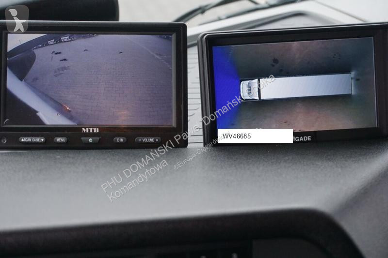 Kamion Mercedes ANTOS / / EURO 6 / CHŁODNIA +...