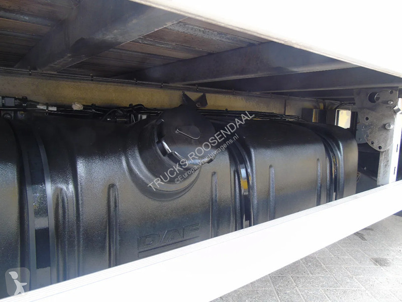 Camion DAF 210 + euro 6 + lift + 3P + 12T