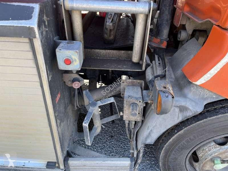 Kamion Renault  MIDLUM 180 DCI