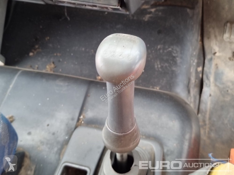 Camion Iveco 130E18