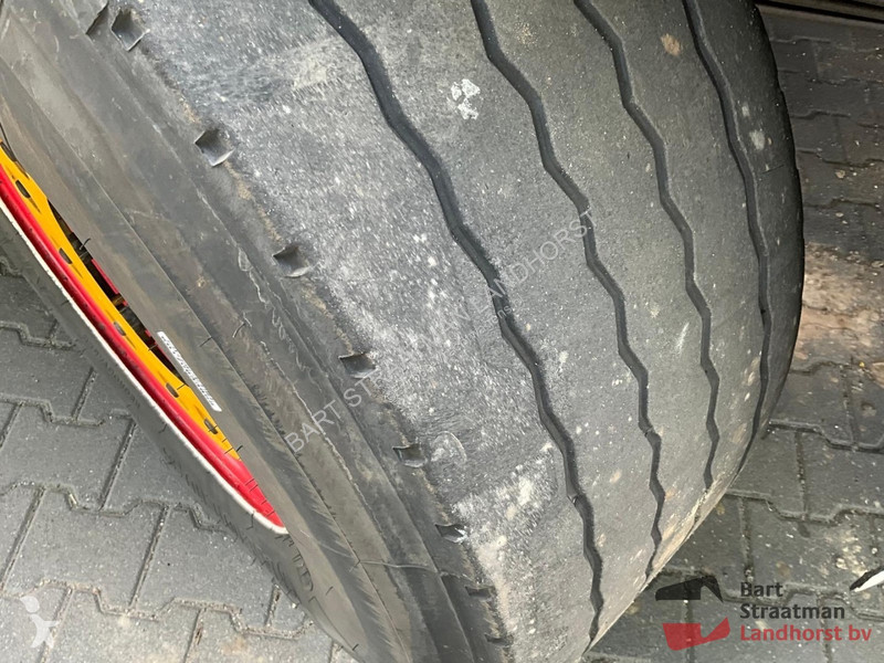 Camión Volvo 420 8x4 Euro 5 with Cable...
