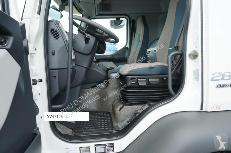 Camion Volvo FL / 280 / EURO 6 / IZOTERMA +...