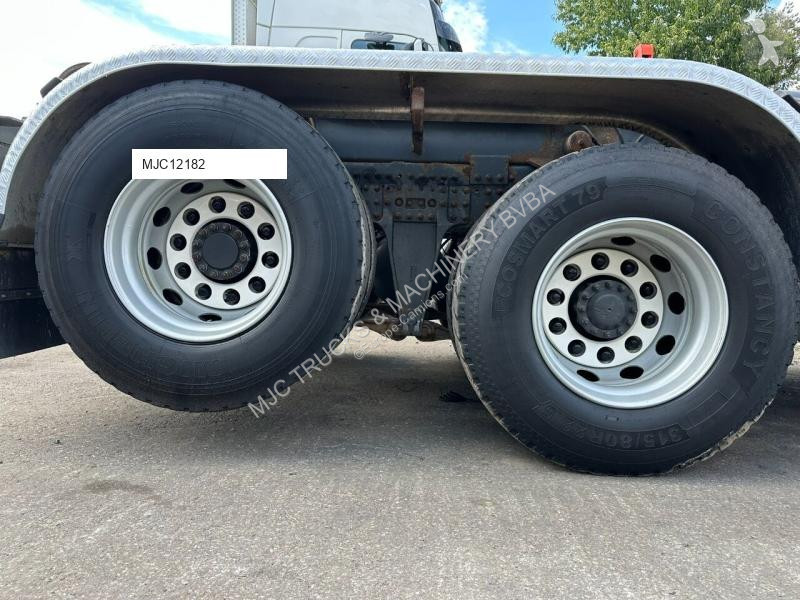 Camion Volvo 25T HOOKLIFT - 6200mm