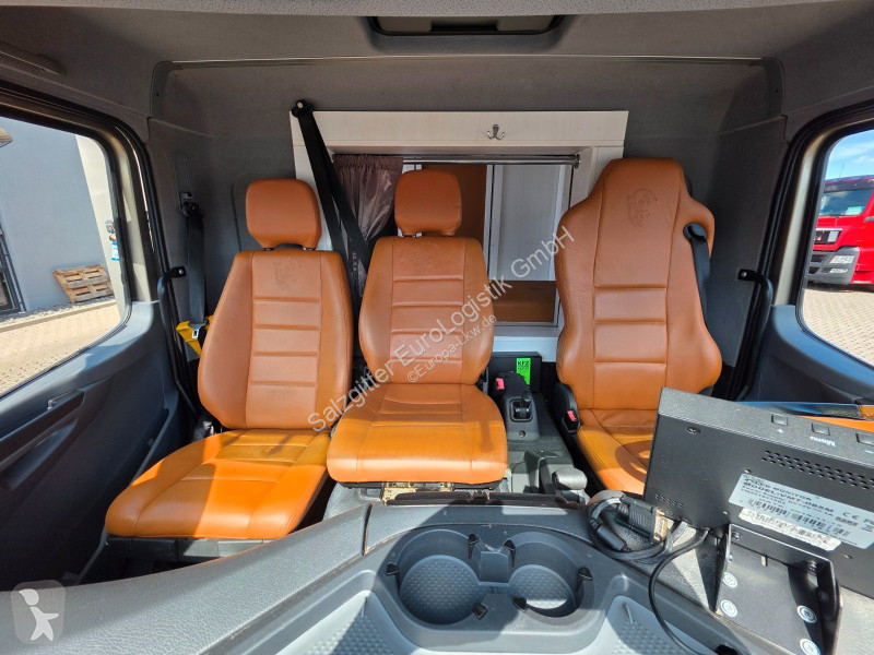 شاحنة Mercedes 818L