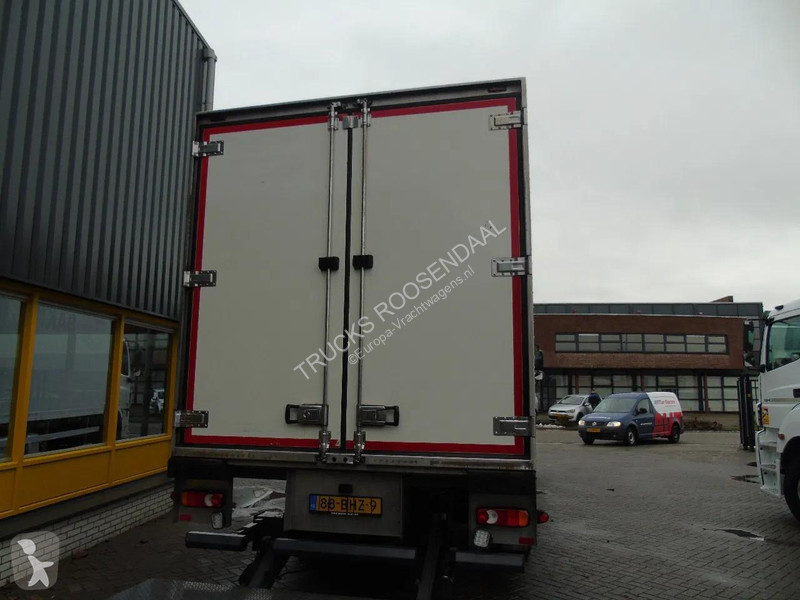 شاحنة DAF 290 + CARRIER + LOADLIFT