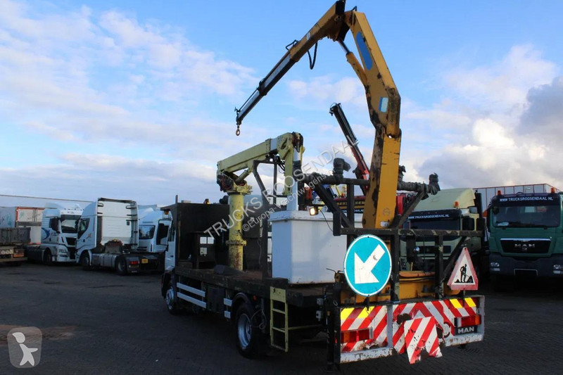 شاحنة MAN + EURO 2 + PTO + CRANE