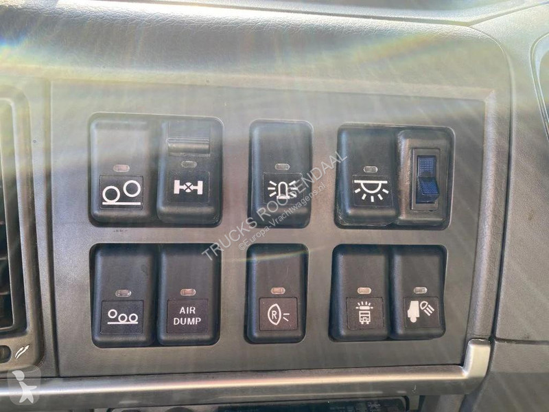 شاحنة Volvo 370 + Euro 5 + Palfinger Z-Q170...