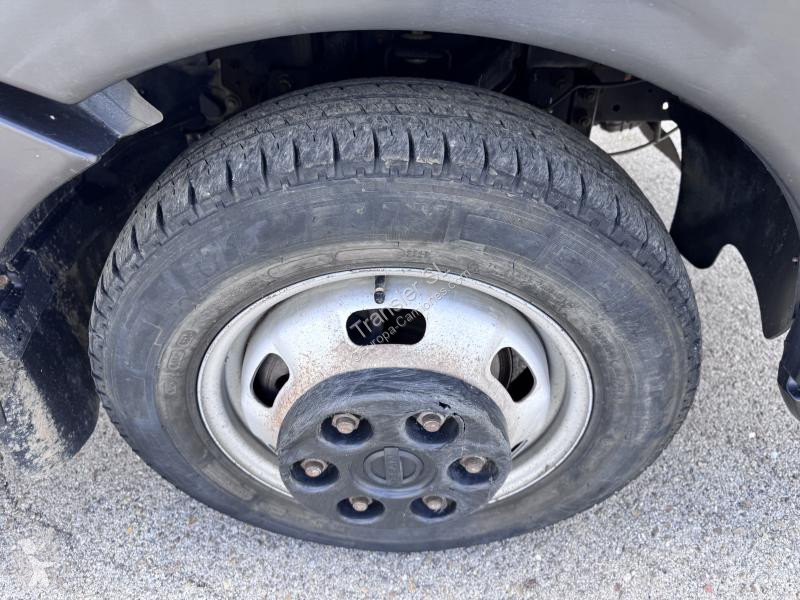 شاحنة Nissan
