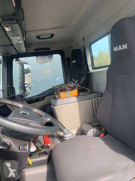 MAN  truck