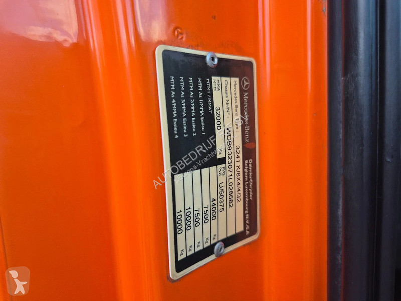 شاحنة Mercedes 3241 8X4 Containersysteem/ 20T...