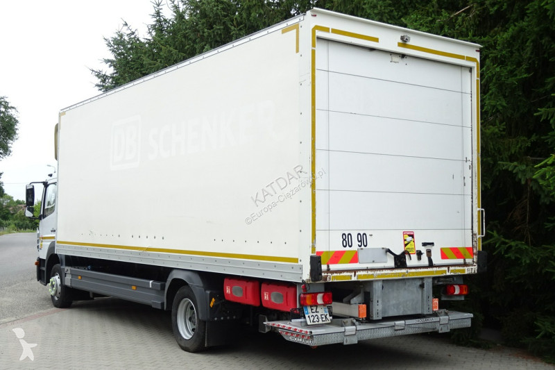 شاحنة Mercedes 1218 Euro6 tylko 323tys.km...