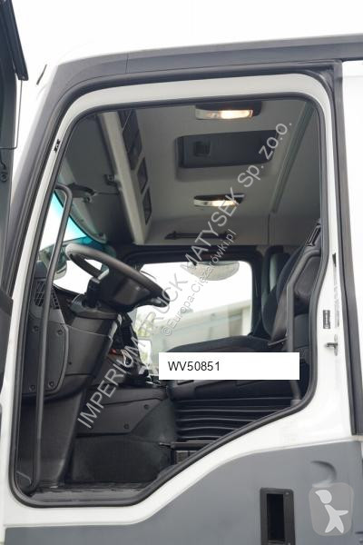شاحنة Mercedes ACTROS 2038