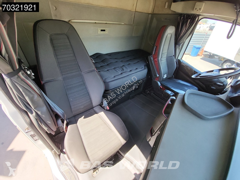 شاحنة Volvo 500  6X2 Chassis Full Air...