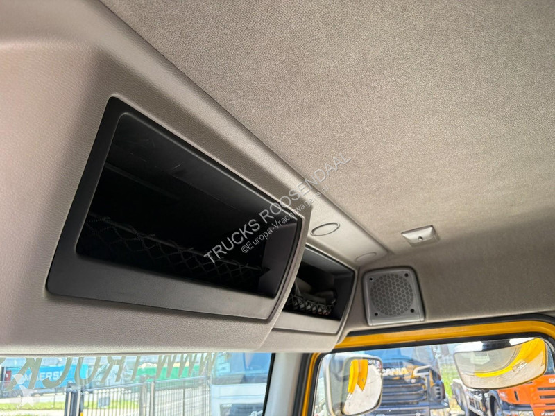 شاحنة Renault 220 DXI + CARRIER XARIOS 600 +...