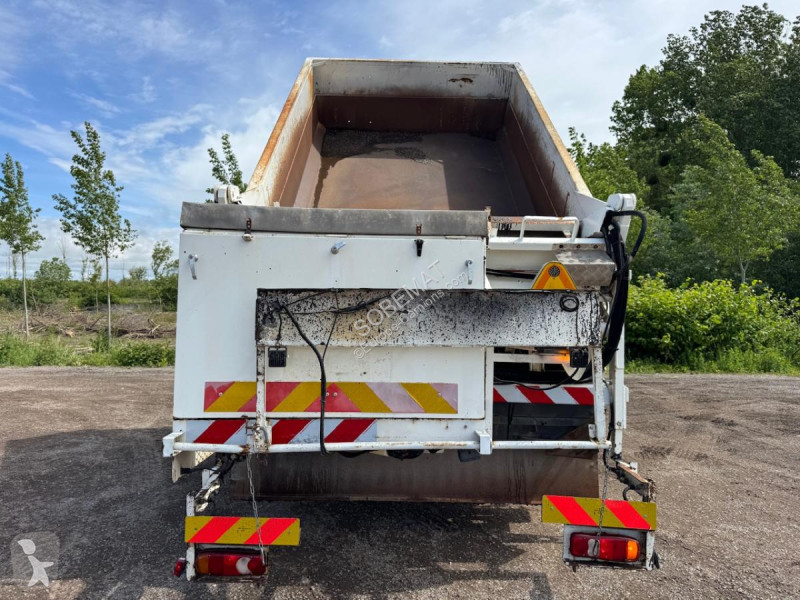 شاحنة Renault 340.26