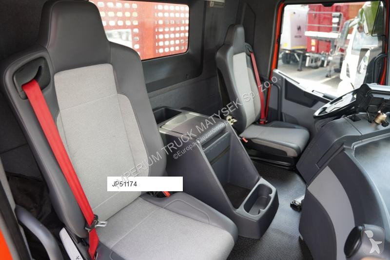 شاحنة Renault PK 18002