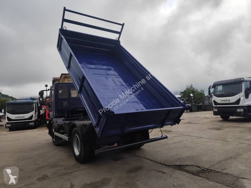 شاحنة Iveco