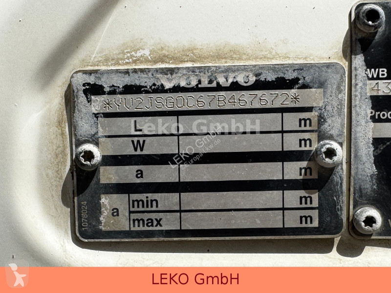شاحنة Volvo 12 400 Abrollkipper