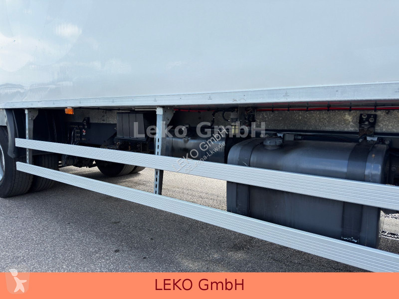 شاحنة Renault D  280.19 Mit Carrier Sp 1150Mt