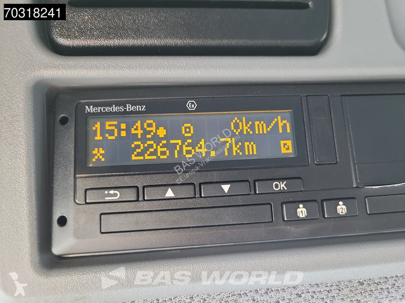 شاحنة Mercedes 1021 4X2 5,20m Box Frigoblock...