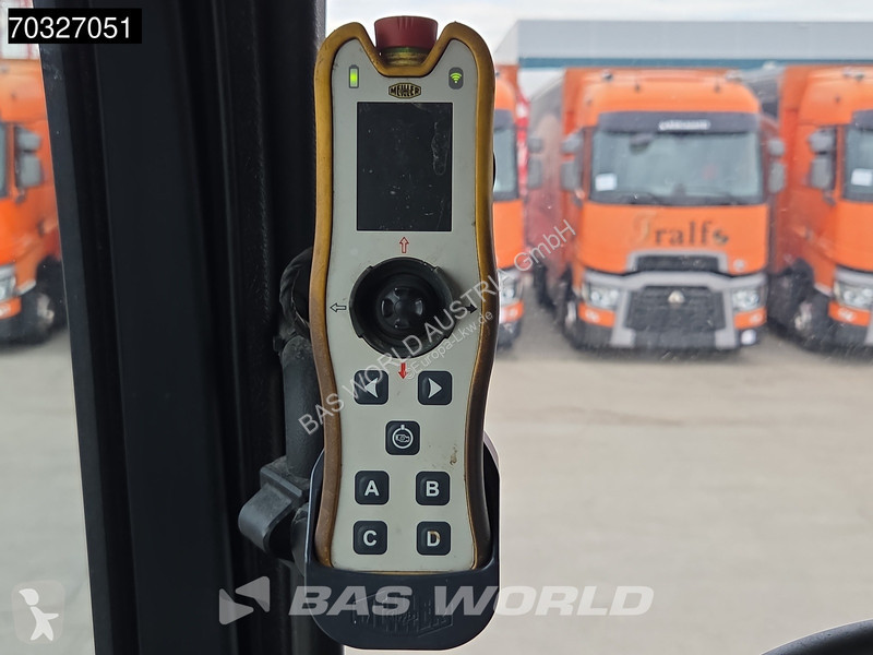 شاحنة Mercedes 1845 4X2 Full Steel Meiller Skip...
