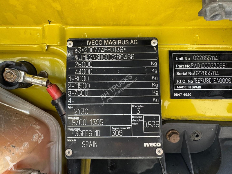 شاحنة Iveco 420 6X2 EURO 6 + FASSI F80A.0.23 +...