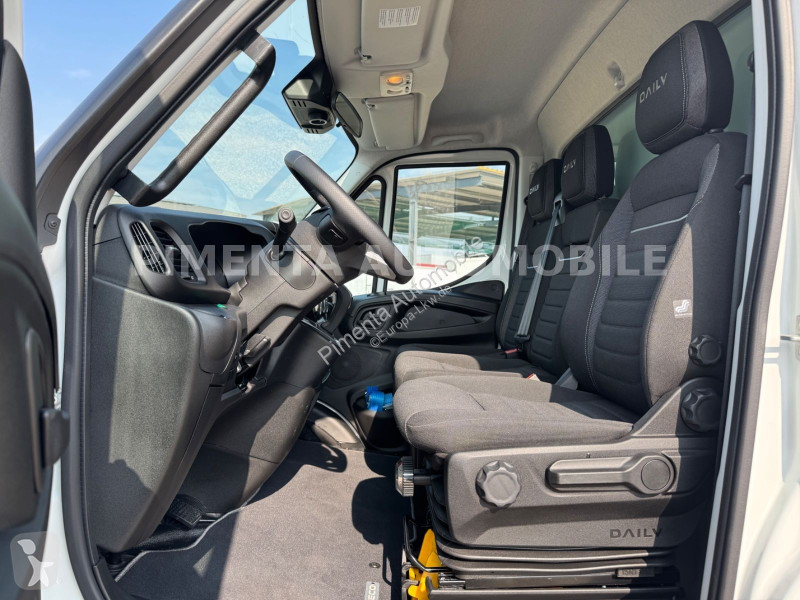 Furgoneta Iveco 70C18A8 SCHIEBEPLANE LBW 1500kg...