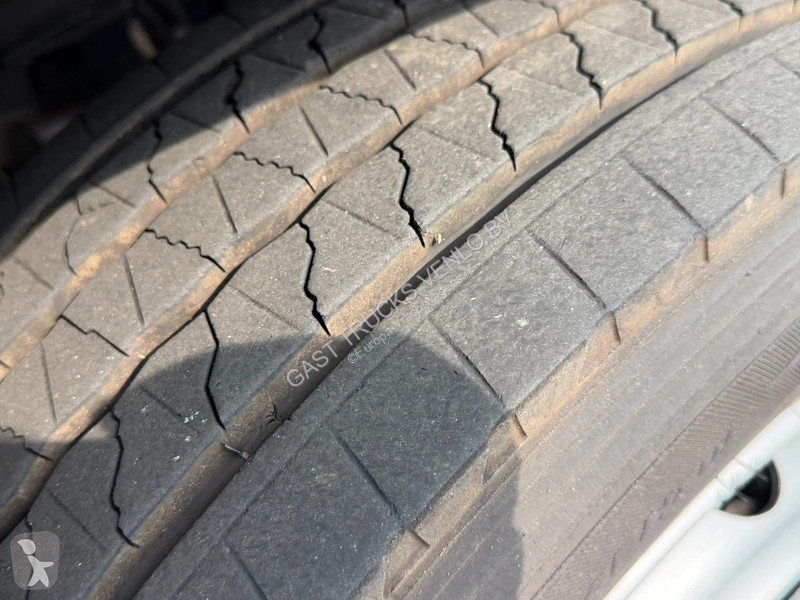 شاحنة Iveco EuroCargo 120 E22 4x2 Chassis Euro...