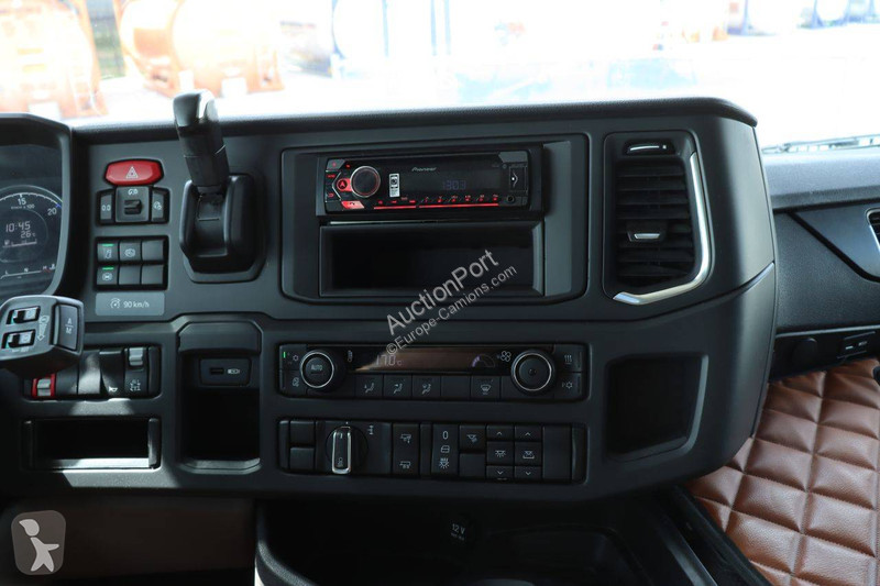 Camion Scania 450