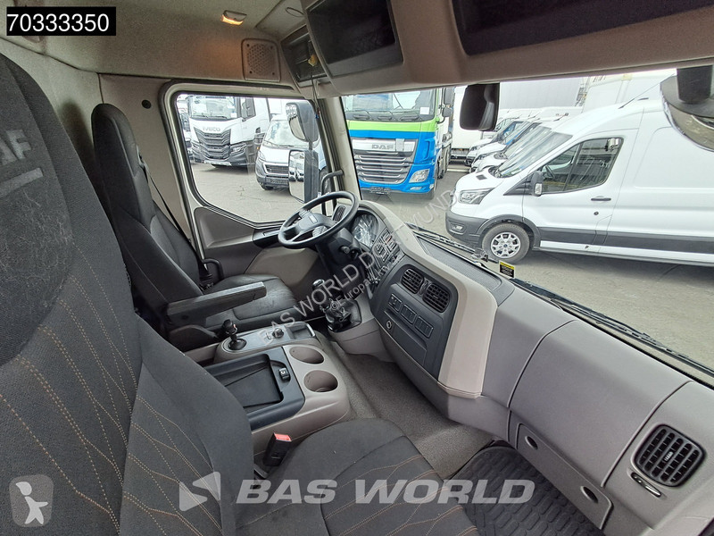 شاحنة DAF 230  4X2