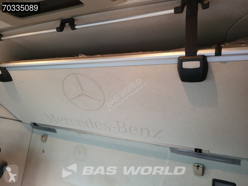 Camion Mercedes 2642 6X2 Machine transporter...