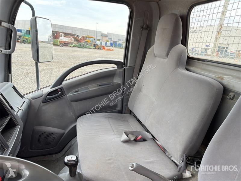 Kamion Isuzu S/A Dump Truck